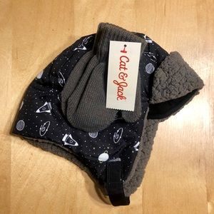 Cat & Jack toddler Hat and Mitten Set